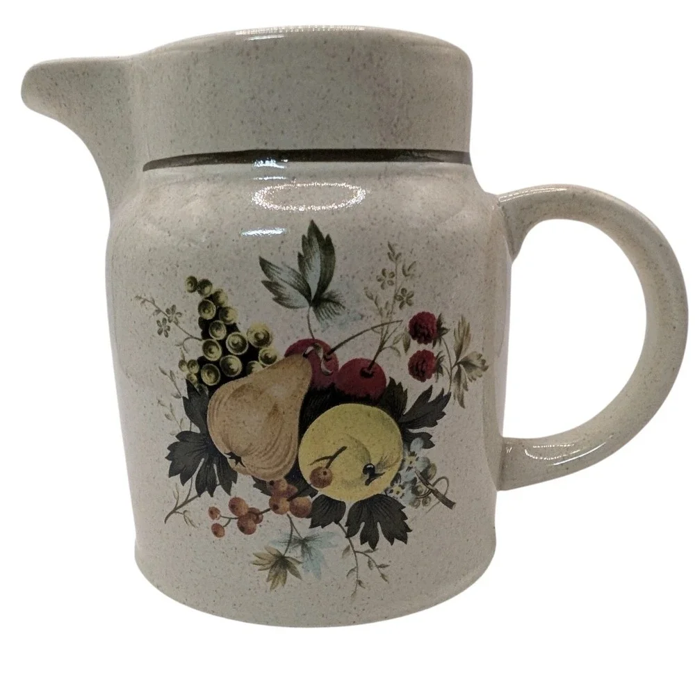 Vintage Royal Doulton Creamer Lambethware Cornwall LS 1015‎ Fruit 1975 England